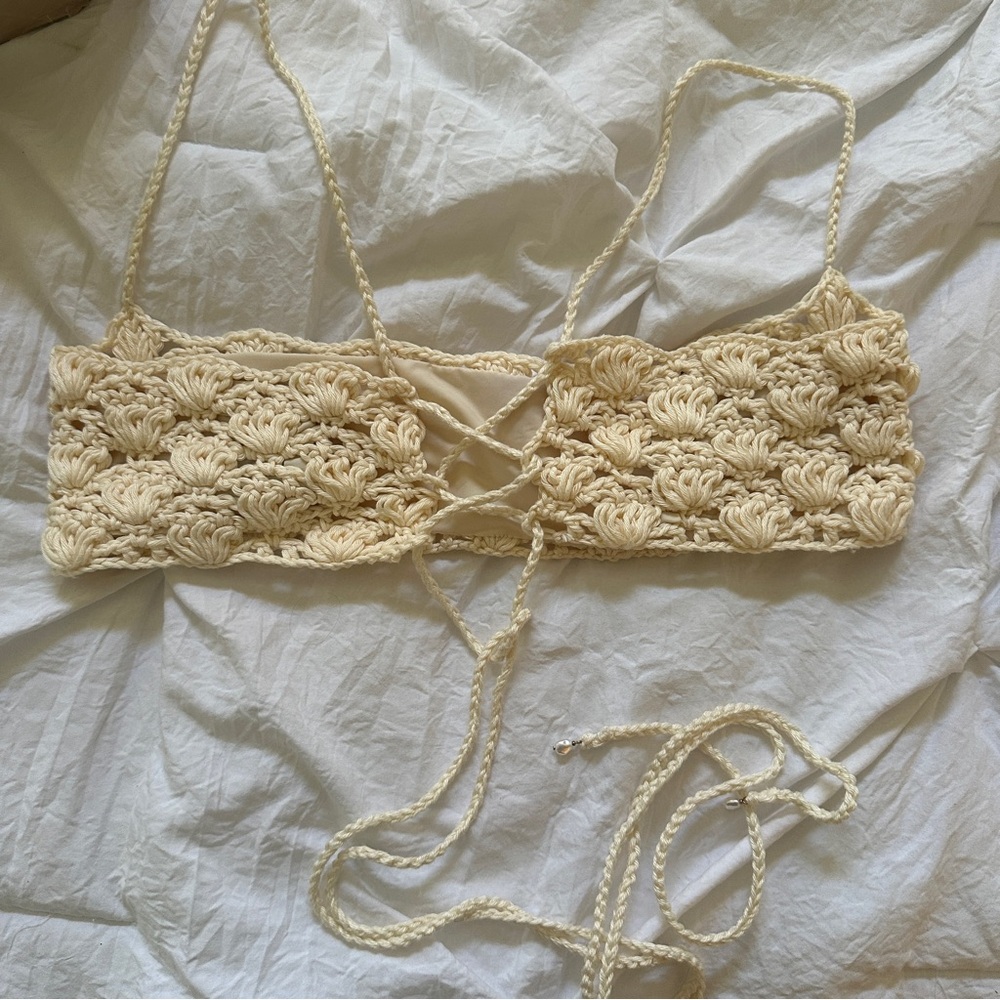 Eiko Ai Stella Shell Bralette in Pearl - Picture 4 of 5
